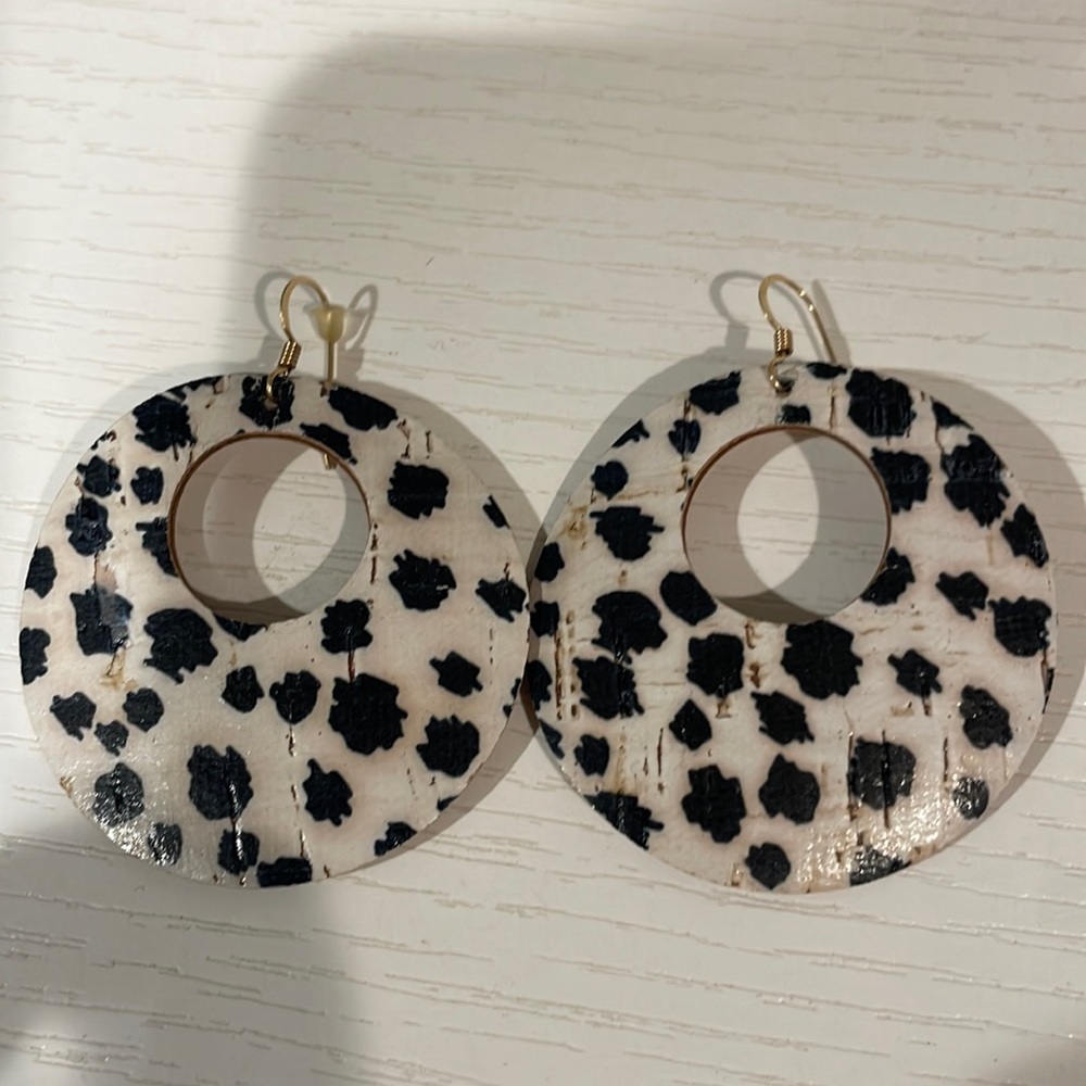 Nickle &   Suede earrings lightweight white with black animal print spots!